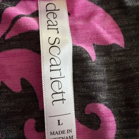 Scarlett Black and Pink Patterned Blouse - Picture 3 of 5